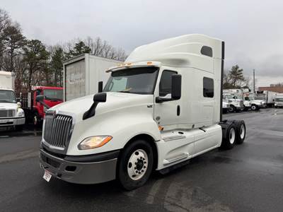 International LT625 Sleeper Semi Truck - 72" Condo Sleeper, 450HP, 12 Speed Automatic