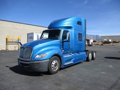International LT625 Sleeper Semi Truck - 48" None, 400HP, 11 Speed Automatic