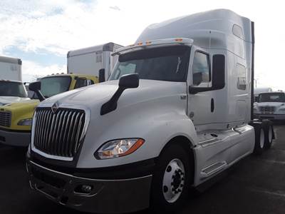 International LT625 Sleeper Semi Truck - 73" Condo Sleeper, 450HP, 12 Speed Automatic