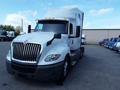 International LT625 Sleeper Semi Truck - 90" Condo Sleeper, 400HP, 12 Speed Automatic