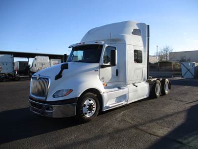 International LT625 Sleeper Semi Truck - 73" Condo Sleeper, 450HP, 12 Speed Automatic