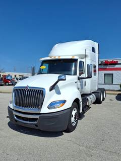 International LT625 Sleeper Semi Truck - 70" Condo Sleeper, 450HP, 10 Speed Manual