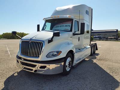 International LT625 Sleeper Semi Truck - 72" Condo Sleeper, 450HP, 10 Speed Automatic