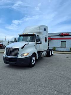 International LT625 Sleeper Semi Truck - 70" Condo Sleeper, 450HP, 10 Speed Manual