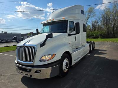 International LT625 Sleeper Semi Truck - 72" Condo Sleeper, 450HP, 10 Speed Automatic