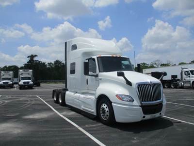 International LT625 Sleeper Semi Truck - 72" Condo Sleeper, 450HP, 12 Speed Automatic