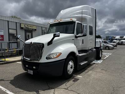 International LT625 Single Axle Sleeper Semi Truck - 56" Condo Sleeper, 450HP, 13 Speed Manual