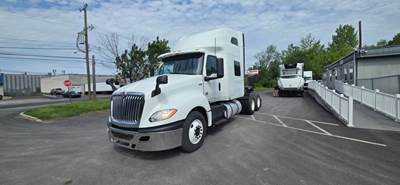 International LT625 Sleeper Semi Truck - 73" Condo Sleeper, 450HP, 10 Speed Automatic