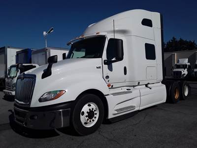 International LT625 Sleeper Semi Truck - 72" Condo Sleeper, 450HP, 12 Speed Automatic