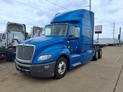 International LT625 Sleeper Semi Truck - 72" Condo Sleeper, 400HP, 11 Speed Automatic