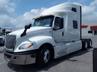 International LT625 Sleeper Semi Truck - 72" Condo Sleeper, 450HP, 12 Speed Automatic