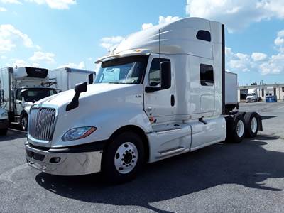 International LT625 Sleeper Semi Truck - 72" Condo Sleeper, 450HP, 12 Speed Automatic