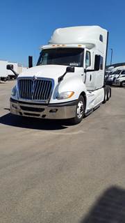 International LT625 Sleeper Semi Truck - 70" Condo Sleeper, 450HP, 12 Speed Automatic