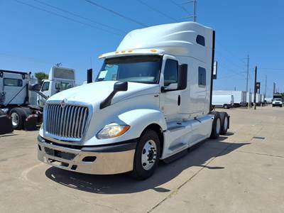 International LT625 Sleeper Semi Truck - 72" Condo Sleeper, 450HP, 12 Speed Automatic