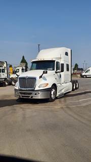International LT625 Sleeper Semi Truck - 44" Mid Roof Sleeper, 450HP, 12 Speed Automatic