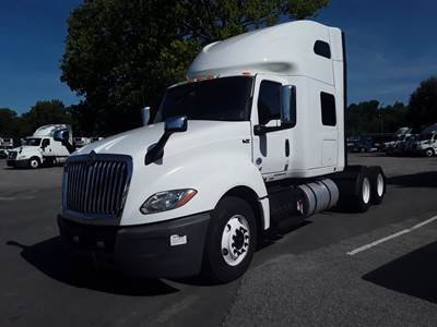 International LT625 Sleeper Semi Truck - 61" Condo Sleeper, 450HP, 12 Speed Automatic