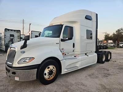 International LT625 Sleeper Semi Truck - 73" Condo Sleeper, 450HP, 12 Speed Automatic