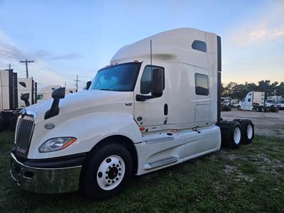 International LT625 Sleeper Semi Truck - 73" Condo Sleeper, 450HP, 12 Speed Automatic