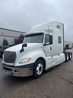 International LT625 Sleeper Semi Truck - 73" Condo Sleeper, 450HP, 12 Speed Automatic