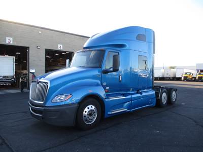 International LT625 Sleeper Semi Truck - 73" Condo Sleeper, 400HP, 11 Speed Automatic