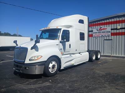International LT625 Sleeper Semi Truck - 70" Condo Sleeper, 450HP, 10 Speed Automatic