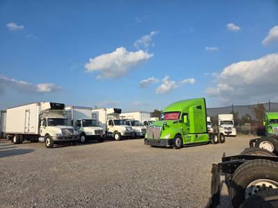 Kenworth T680 Sleeper Semi Truck - 48" Condo Sleeper, 510HP, 18 Speed Automatic