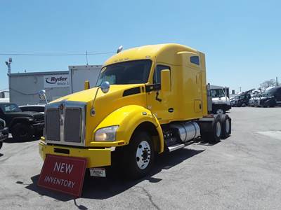 Kenworth T880 Sleeper Semi Truck - 52" Mid Roof Sleeper, 450HP, 10 Speed Manual
