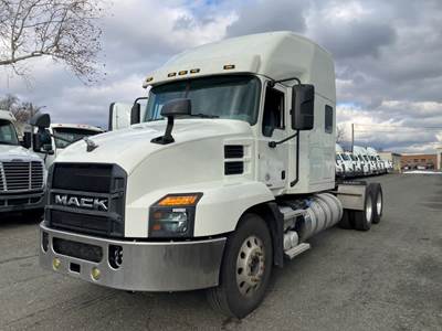 Mack Anthem 64T Sleeper Semi Truck - 70" Condo Sleeper, 505HP, 18 Speed Manual