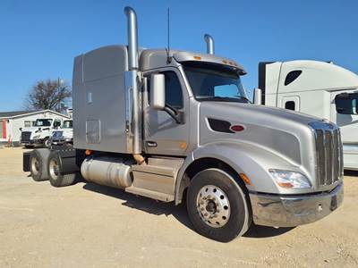 Peterbilt 579 Sleeper Semi Truck - 48" Mid Roof Sleeper, 500HP, 13 Speed Manual