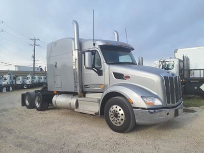 Peterbilt 579 Sleeper Semi Truck - 48" Mid Roof Sleeper, 500HP, 13 Speed Manual