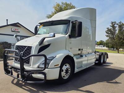 Volvo VNR64T-640 Sleeper Semi Truck - 71" Mid Roof Sleeper, 425HP, 12 Speed Automatic