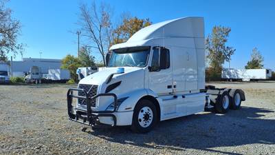 Volvo VNR64T-640 Sleeper Semi Truck - 62" Mid Roof Sleeper, 425HP, 12 Speed Automatic