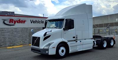 Volvo VNR64T-640 Sleeper Semi Truck - 53" Condo Sleeper, 425HP, 12 Speed Automatic