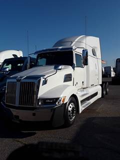 Westmor Industries 5700XE Sleeper Semi Truck - 72" Condo Sleeper, 475HP, 10 Speed Manual