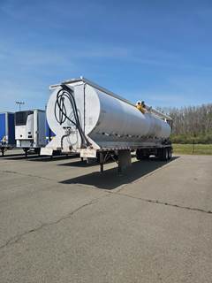 Ledwell 40x99 Single Axle Tank Trailer - Air Ride