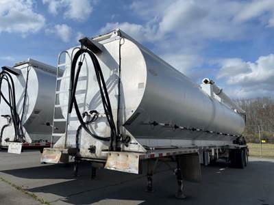 Ledwell 40x99 Tandem Axle Tank Trailer - Air Ride