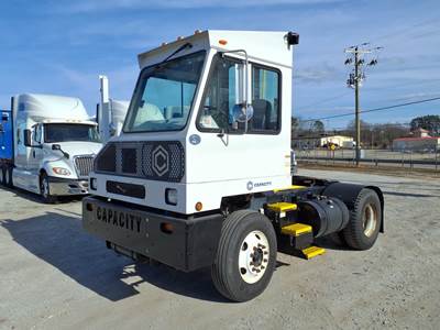 Capacity TJ5000 Yard Spotter Truck - 200HP, 6 Speed Automatic
