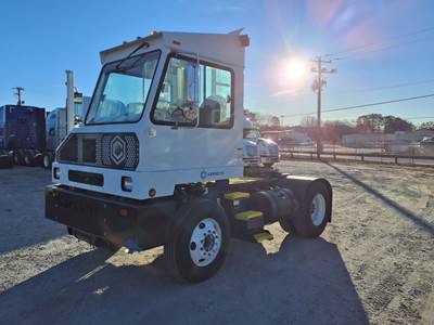 Capacity TJ5000 Yard Spotter Truck - 200HP, 6 Speed Automatic
