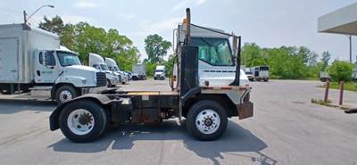 Ottawa C30 Yard Spotter Truck - 200HP, 6 Speed Automatic