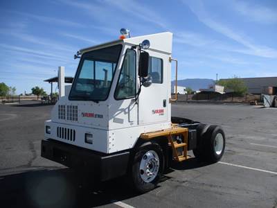 Ottawa C30 Yard Spotter Truck - 165HP, 6 Speed Automatic