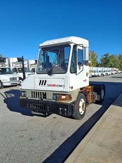 Ottawa T2 Yard Spotter Truck - 200HP, 6 Speed Automatic