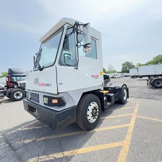 Ottawa T2 Tandem Axle Yard Spotter Truck - 225HP, 6 Speed Automatic
