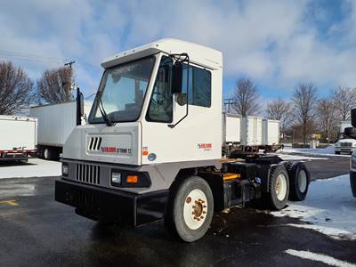 Ottawa T2 Yard Spotter Truck - 200HP, 6 Speed Automatic