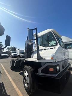 Ottawa T2 Yard Spotter Truck - 200HP, 6 Speed Automatic