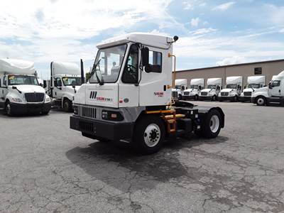 Ottawa T2 Yard Spotter Truck - 200HP, 6 Speed Automatic