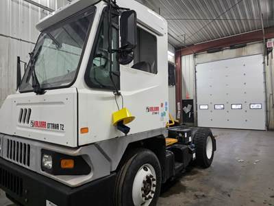 Ottawa T2 Yard Spotter Truck - 200HP, 6 Speed Automatic