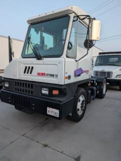 Ottawa T2 Yard Spotter Truck - 200HP, 6 Speed Automatic