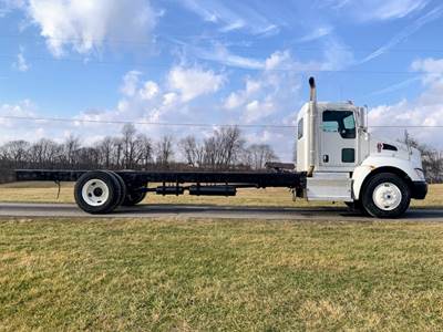 2012 Kenworth T300 Cab & Chassis Truck