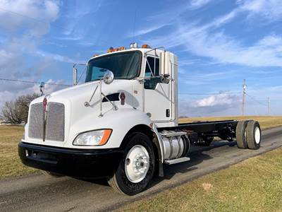 2012 Kenworth T300 Cab & Chassis Truck