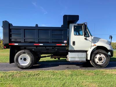 2016 International DuraStar 4300 Dump Truck